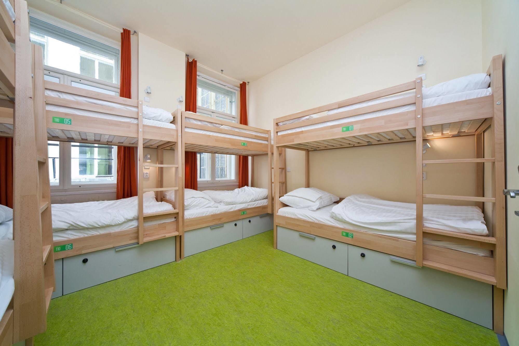 Hostel Bunker Factory Praag